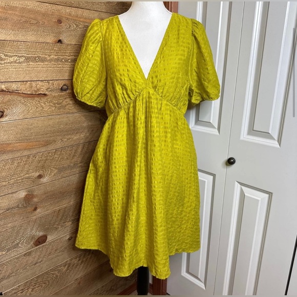 Madewell Annamarie Mini Dress in Citrus Lime Size 8 Open Back NWOT (pockets!) - Picture 3 of 3